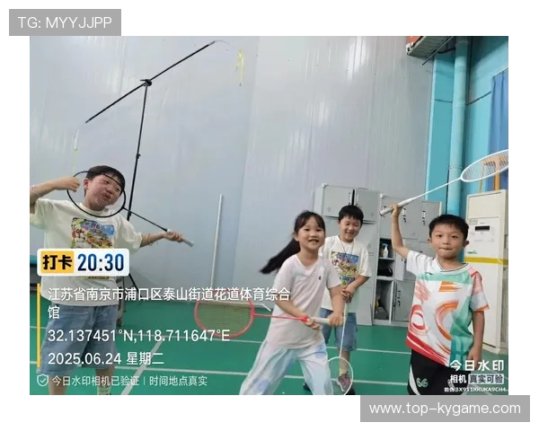 羽毛球训练基地完善少儿安全陪练制度，少儿羽毛球培训中心