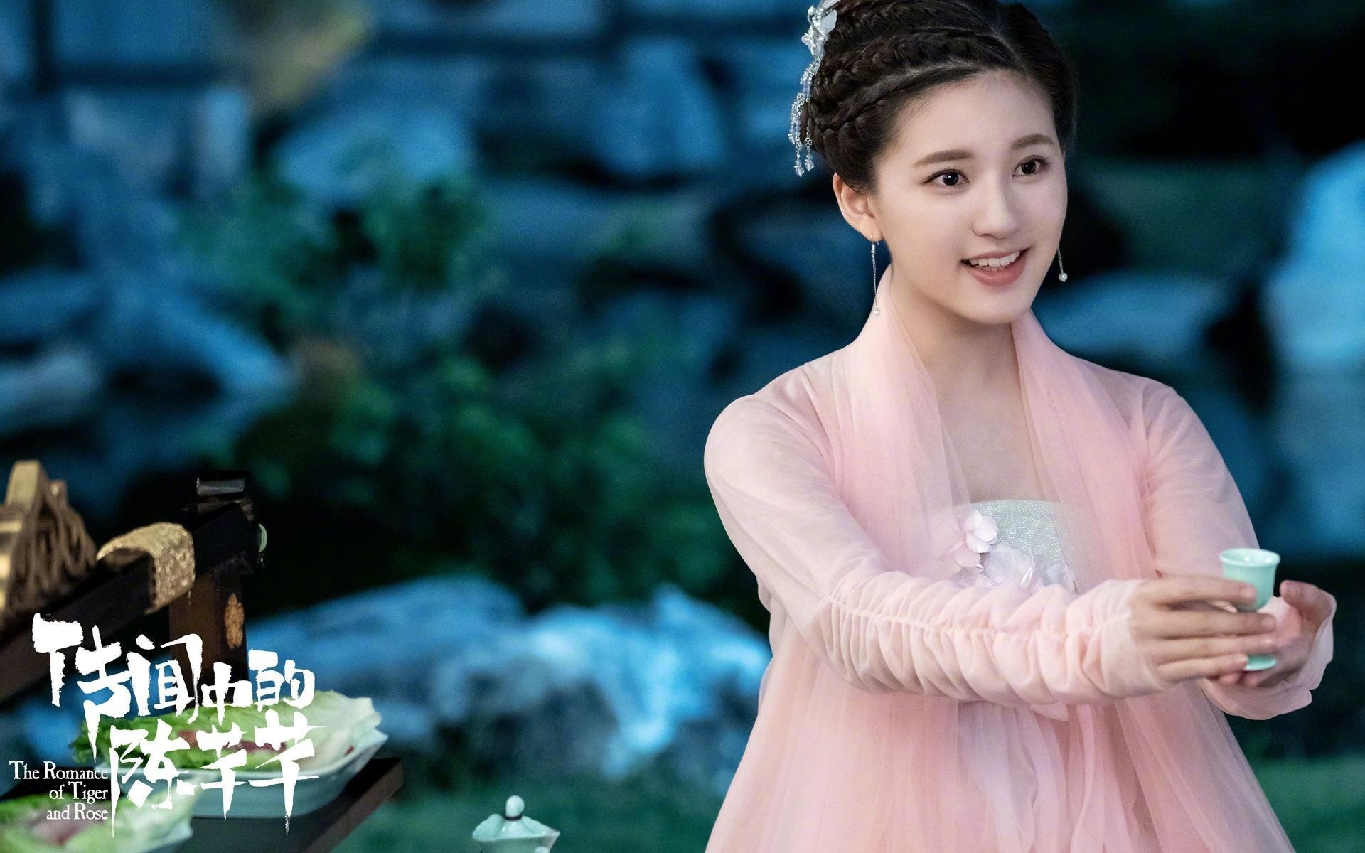 “自由搏击英雄集结，四川省体育馆上演极限对决”