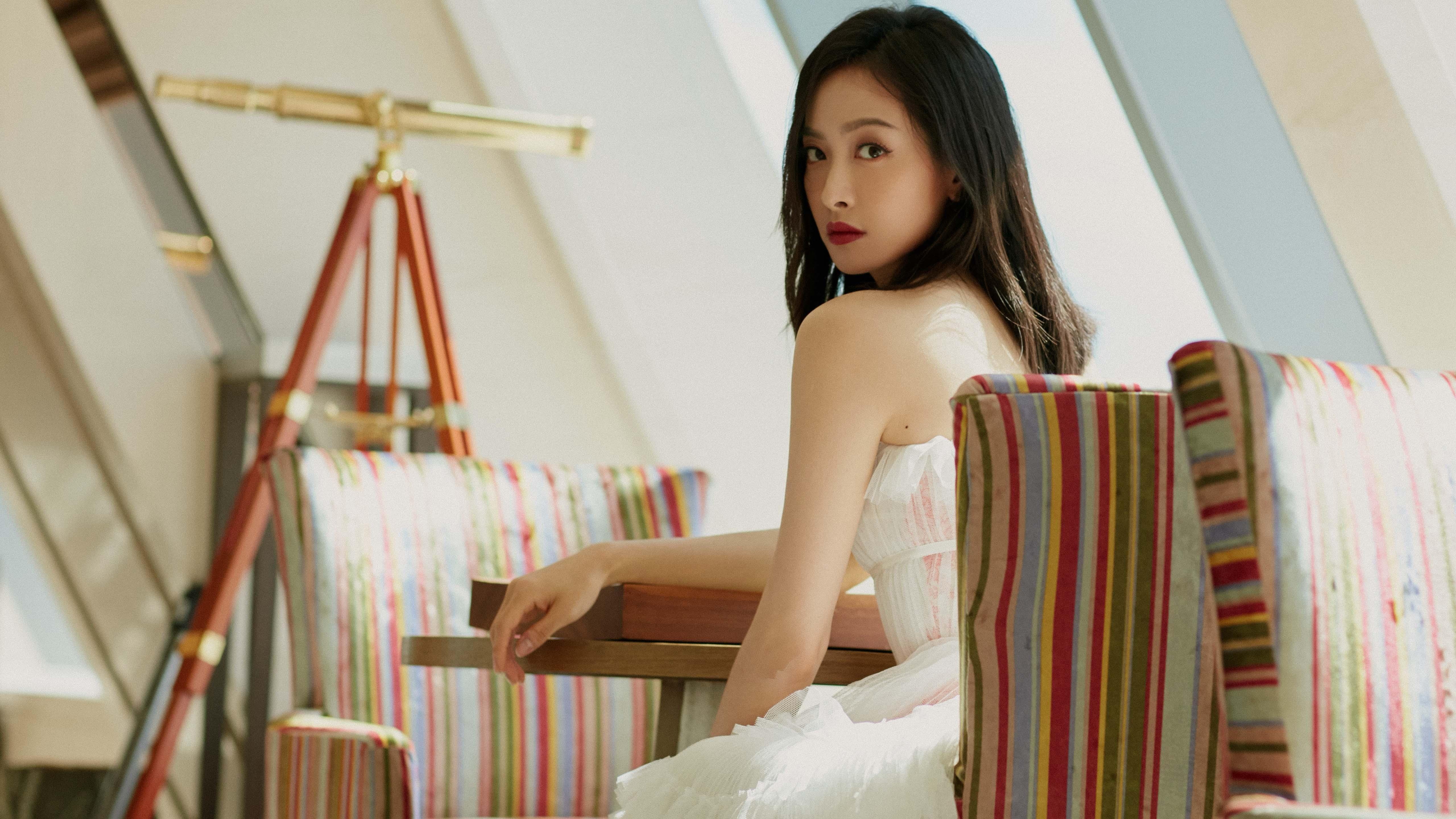 “龙泉驿区东安湖体育公园：水上赛事精彩纷呈，成观众新宠”