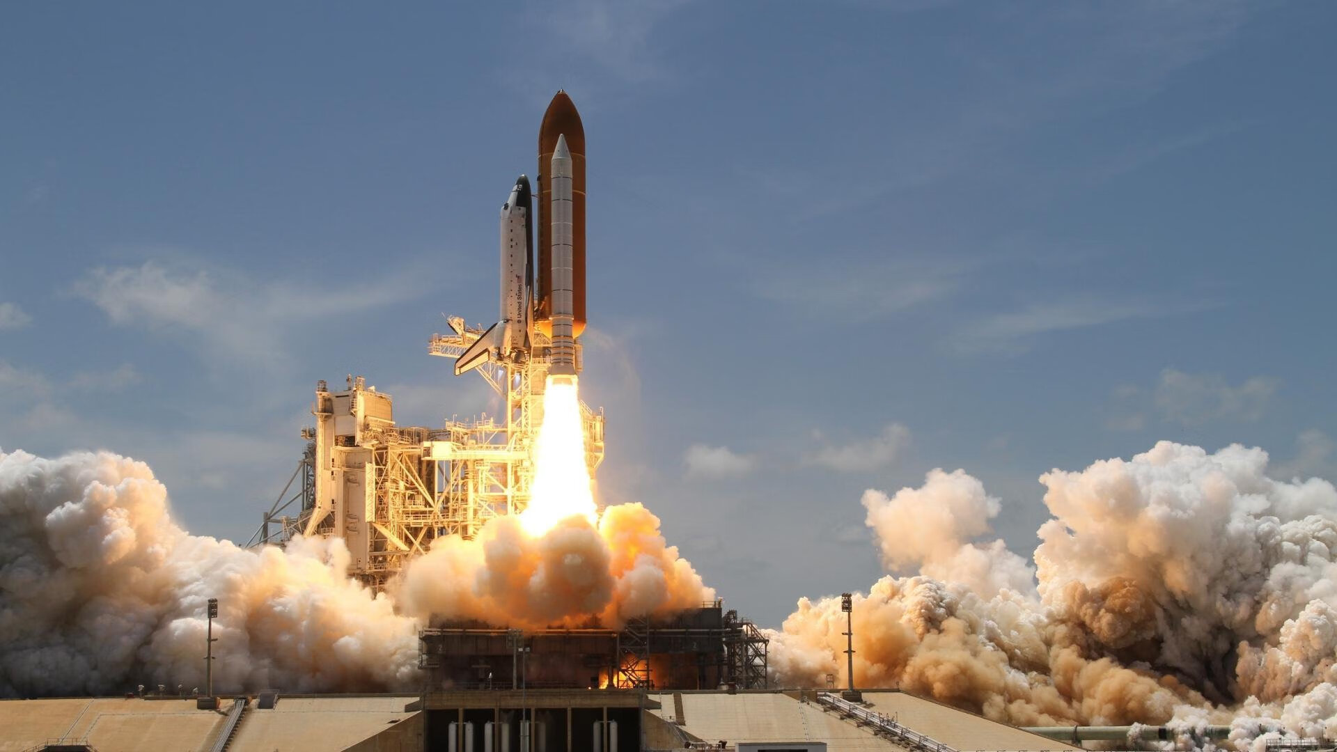 中国足球吸引外籍教练和专家参与提升实力,中国足球吸引外籍教练和专家参与提升实力的是谁