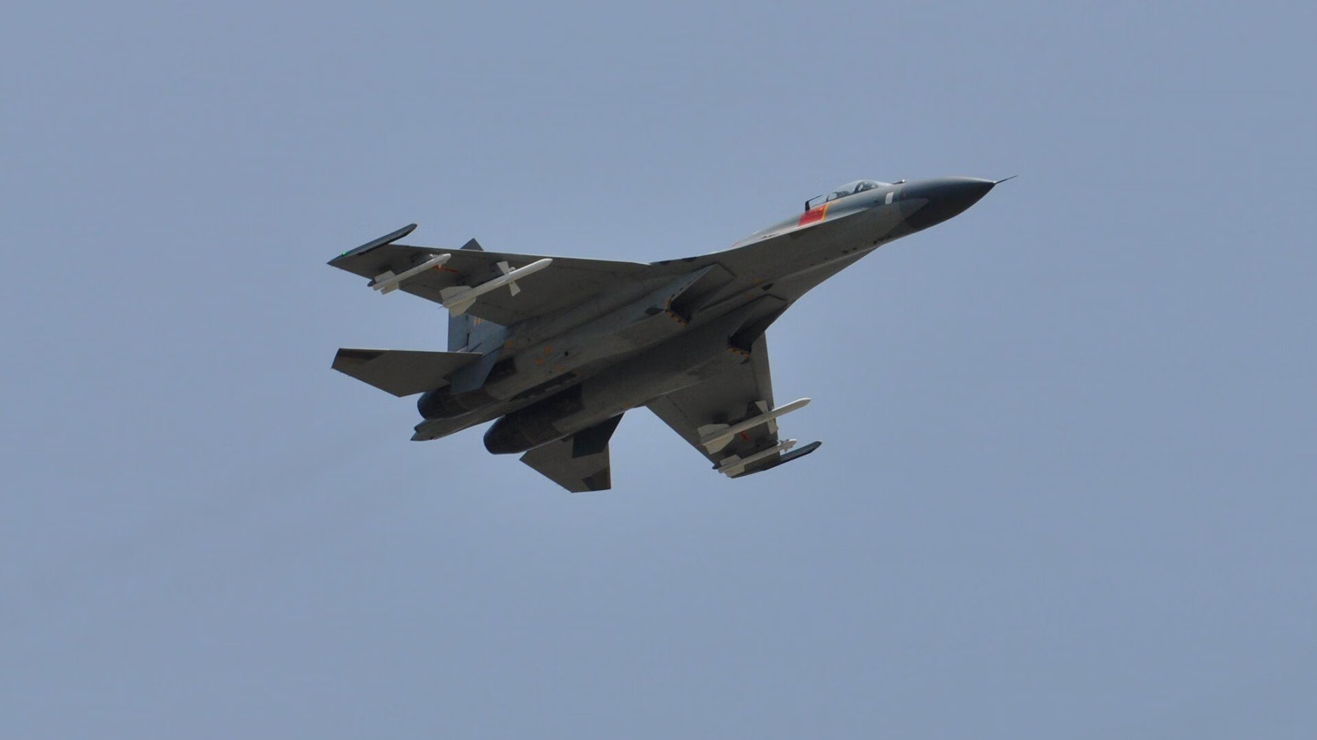 卢卡·乌兰多划水节奏极具美感